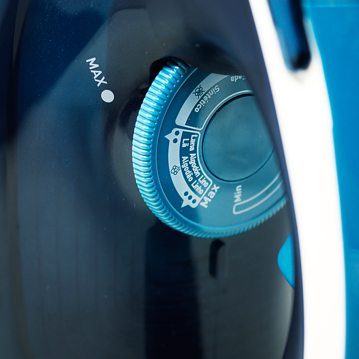 Plancha de Vapor Suela de Ceramica Express Steam Azul T-fal FV2830X0