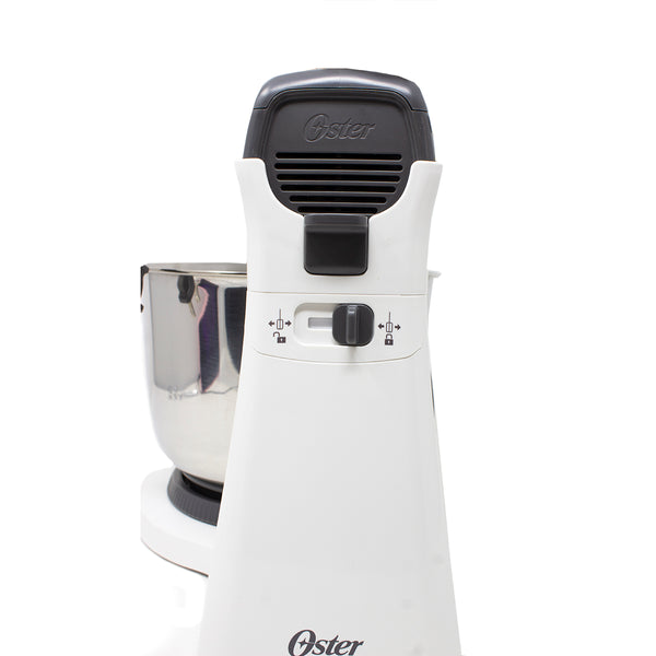 Batidora de Mano y Pedestal 6 Velocidades Tazón de Acero Inoxidable Blanca Oster FPSTHS3612