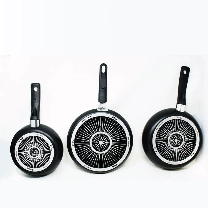 Juego de 2 Sartenes 20/24 cm + Crepera 25 cm Hard Titanium+ T-Fal C3829182