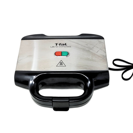 Sandwichera 2 Panes Ultra Compact Negro/Plata T-fal SM155283 (Caja de 6 Piezas)
